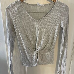Sadie & Sage Light Gray Ribbed Long Sleeve Top